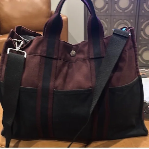 Hermes Paris Fourre Tout Burgundy and Black Tote Bag 16.75x11.5 - Picture 11 of 11